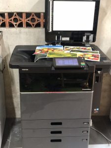 Máy toshiba màu giao khách biên hòa